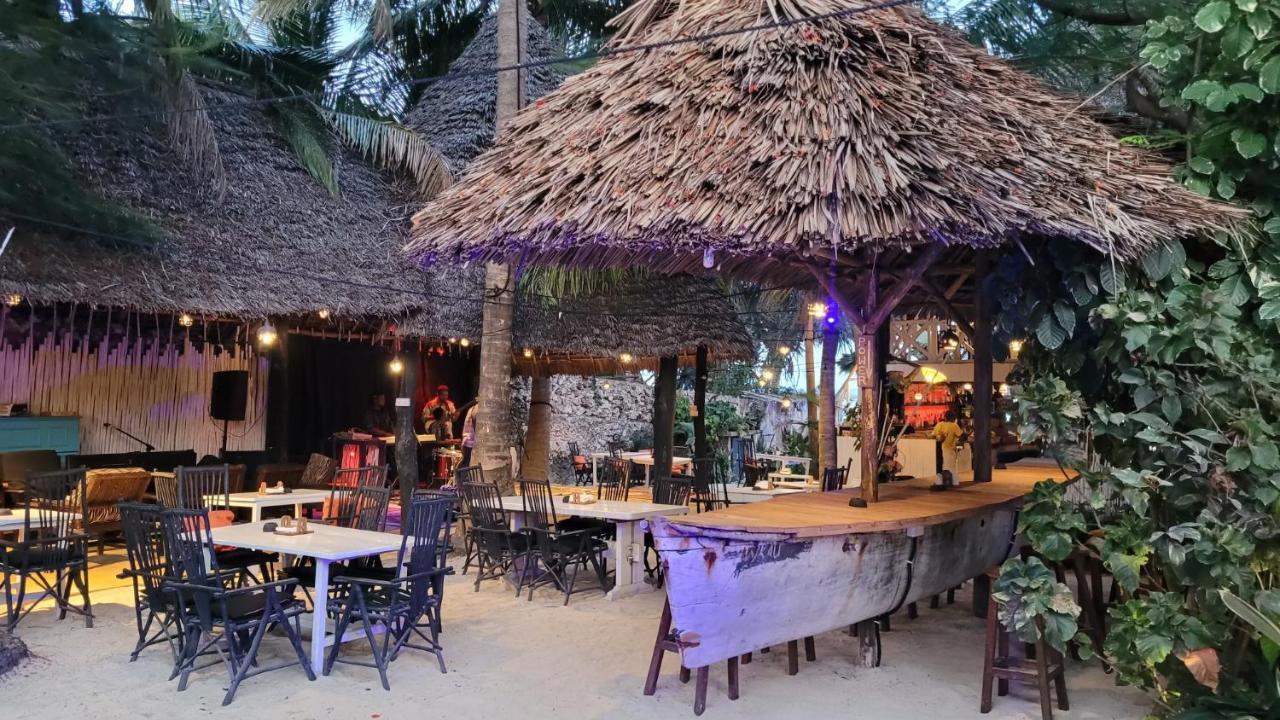 The Seles Boutique Hotel Gazija Luaran gambar